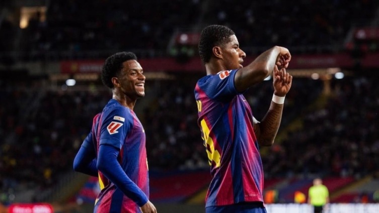 Rashford scores as Barcelona beat Elche to move up to second