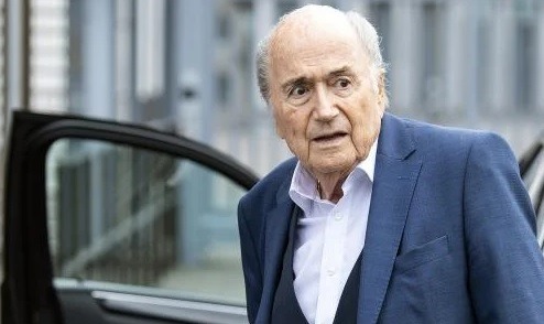 Ex-FIFA president Sepp Blatter backs call to 'stay away' from World Cup